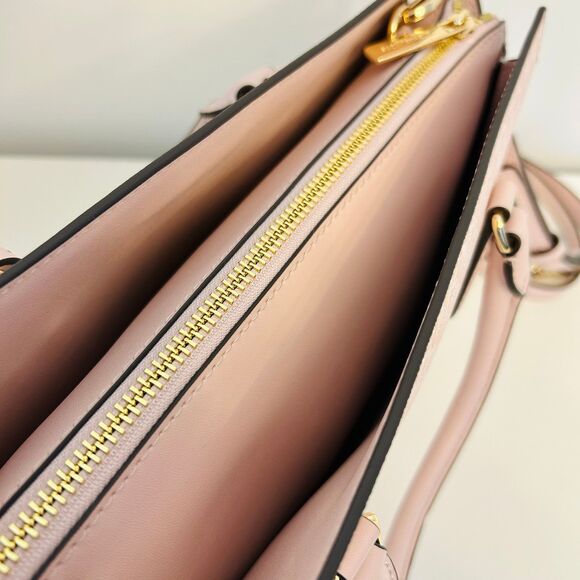 Michael Kors Purse & Wallet Sheila Medium Ombré Signature Satchel Powder Blush - Picture 7 of 12